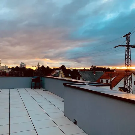 Apartmán Panorama Penthouse - Gyoenyoeru Latkep A Bakonyra *